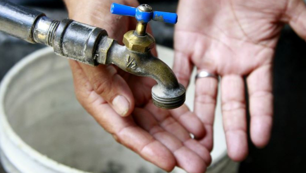 Siquirreños buscan que Sala IV les ayude con crisis de agua en la zona