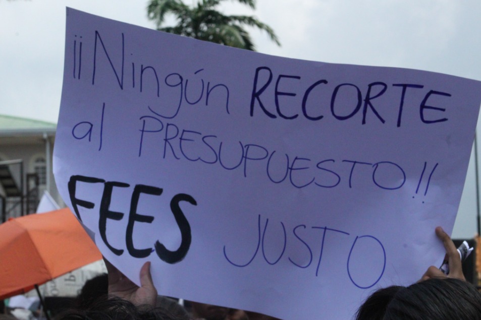 Estudiantes de UNA que tomaron edificio de Rectoría exigen que los eximan de sanciones