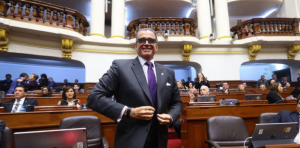 El presidente del Congreso peruano afirmó que la disolución del legislativo es “un golpe de Estado”