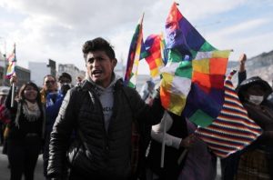 Bolivia: campesinos de los Yungas se adhirieron a la marcha contra el gobierno interino