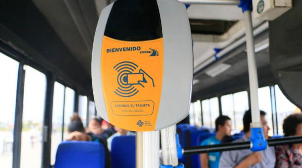 Diputado propone Ley para apresurar implementación de pago electrónico en buses y trenes