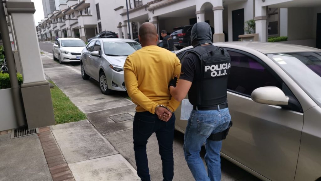 OIJ realizó 20 allanamientos para desarticular banda de narcotraficantes colombianos