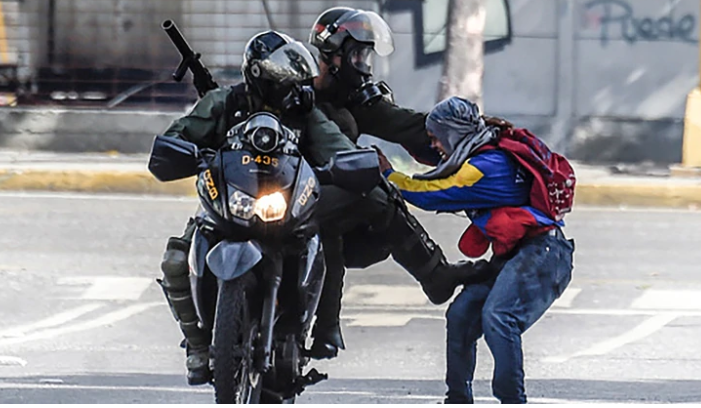Con el lema “Patria o muerte”, colectivos chavistas enfrentarán la marcha “Toda Venezuela despierta” convocada por Juan Guaidó