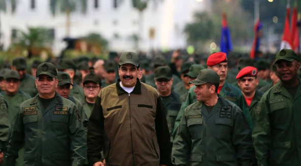 Nicolás Maduro admitió que militares venezolanos vendieron secretos de armamento de la Fuerza Armada
