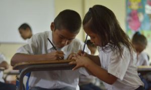 Mayoría de costarricenses apoya que Derechos Humanos se impartan en escuelas y colegios