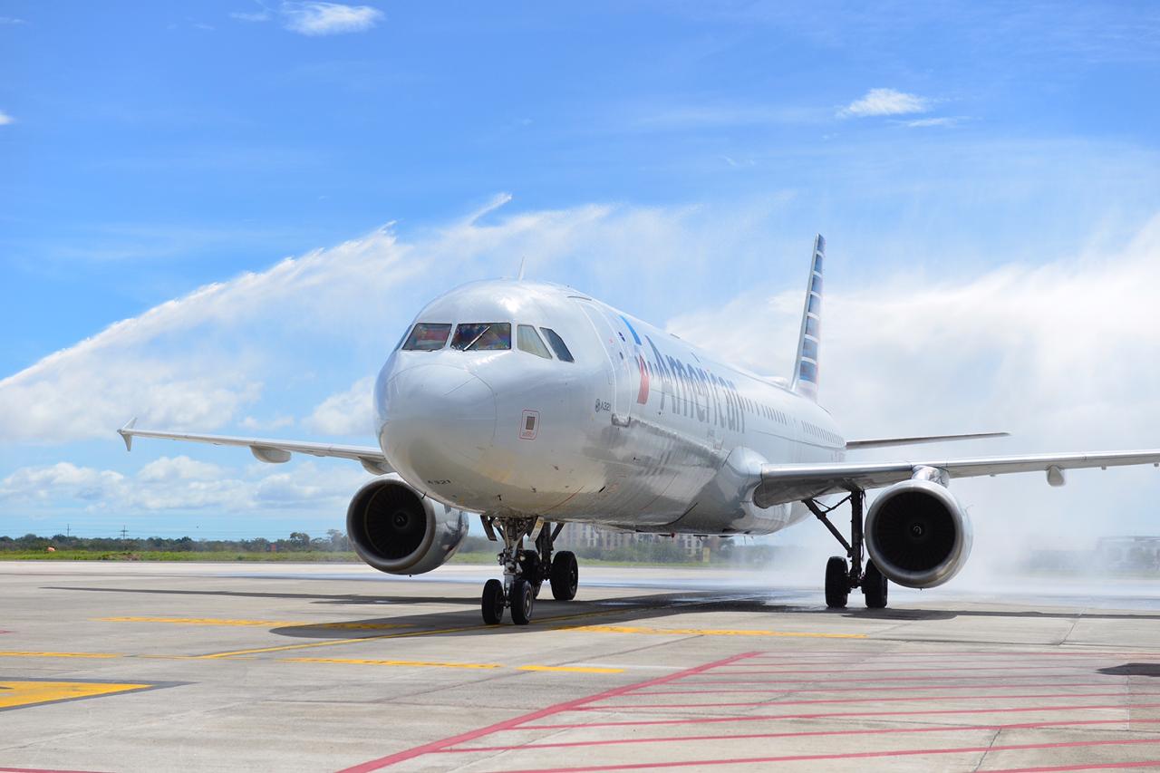 Jet Blue y American Airlines inauguran vuelos a Liberia procedentes de Estados Unidos