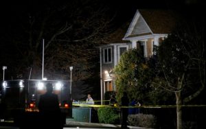 Ataque en Janucá: cinco personas fueron apuñaladas en la casa de un rabino en Nueva York