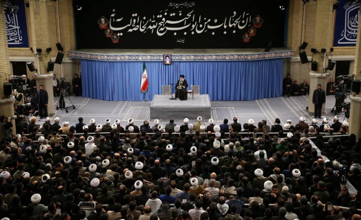 El ayatollah Khamenei dijo que el ataque de Irán “no es suficiente”