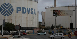 El nuevo método de PDVSA para esquivar las sanciones y vender petróleo del régimen chavista al mundo