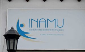INAMU sigue sin encontrar fuentes para financiar licencias de paternidad anunciadas hace 10 meses por el gobierno