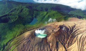Volcán Rincón de la Vieja se mantiene bajo monitoreo por incremento en su actividad sísmica