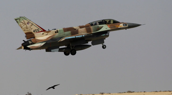 Israel bombardeó objetivos del grupo terrorista Hamas en la Franja de Gaza en respuesta al disparo de cohetes