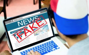 ¿De quién es la culpa de que circulen noticias falsas? Usuarios se responsabilizan a sí mismos y a las redes sociales