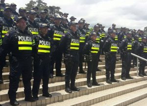 Gobierno firma crédito de $100 millones con el BID para construir 30 delegaciones policiales