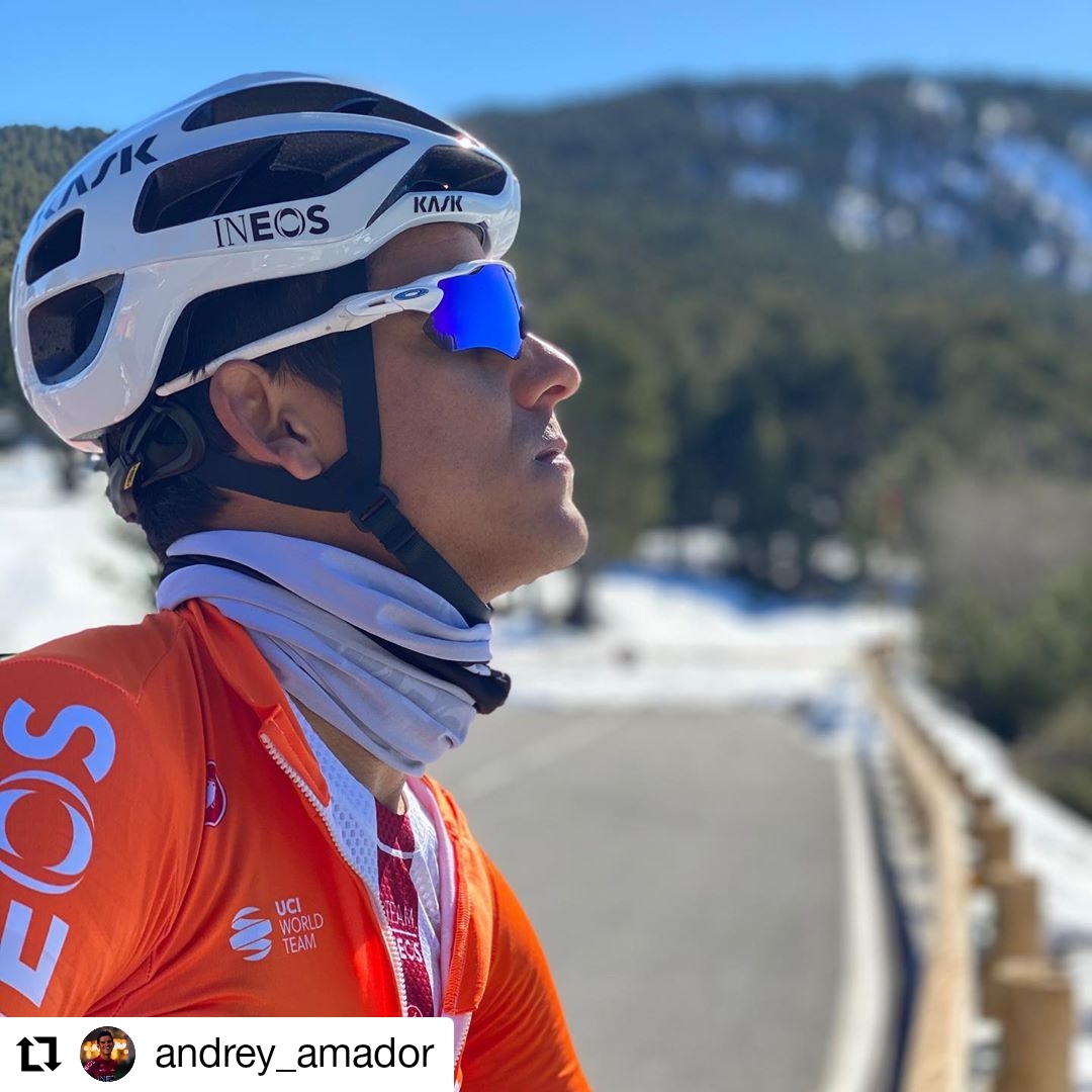 Andrey Amador tuvo que dejar las calles por una bicicleta estacionaria por el Coronavirus