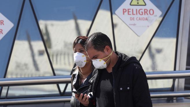 Coronavirus en España: el Gobierno confirmó 100 muertos y 2.000 nuevos contagiados en las últimas 24 horas
