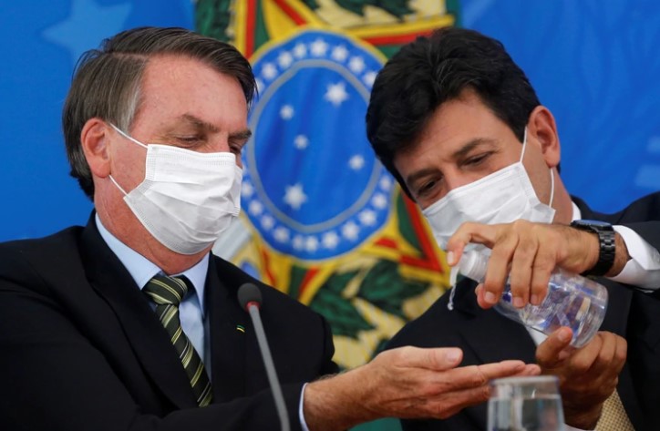 Jair Bolsonaro decidió remover del cargo al ministro de Salud de Brasil, Luiz Henrique Mandetta, en plena crisis por el coronavirus