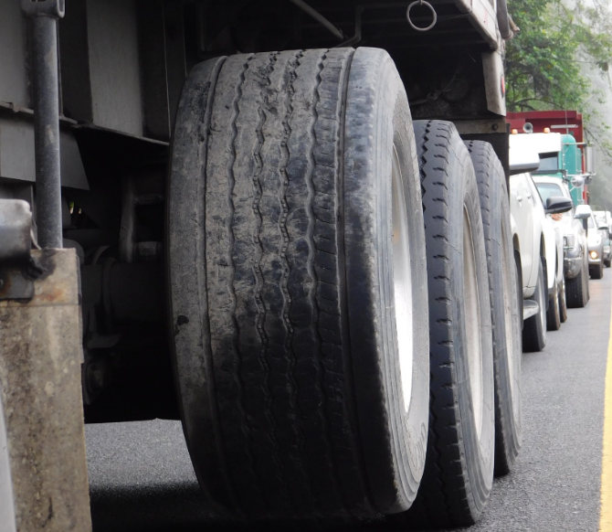 MOPT amplía plazo para que camiones pesados circulen sin restricción por emergencia de Covid-19