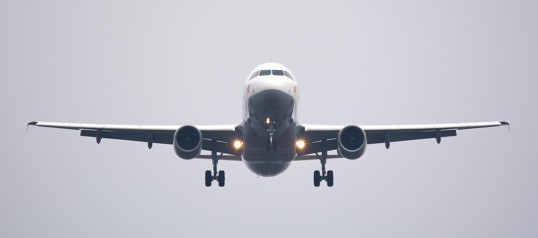 94 personas regresan al país en segundo vuelo proveniente de Houston, Texas
