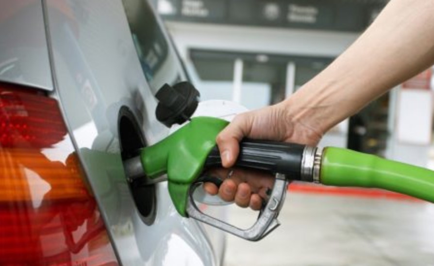 Congreso corregirá proyecto para otorgar subsidios con recursos generados por precio del combustible