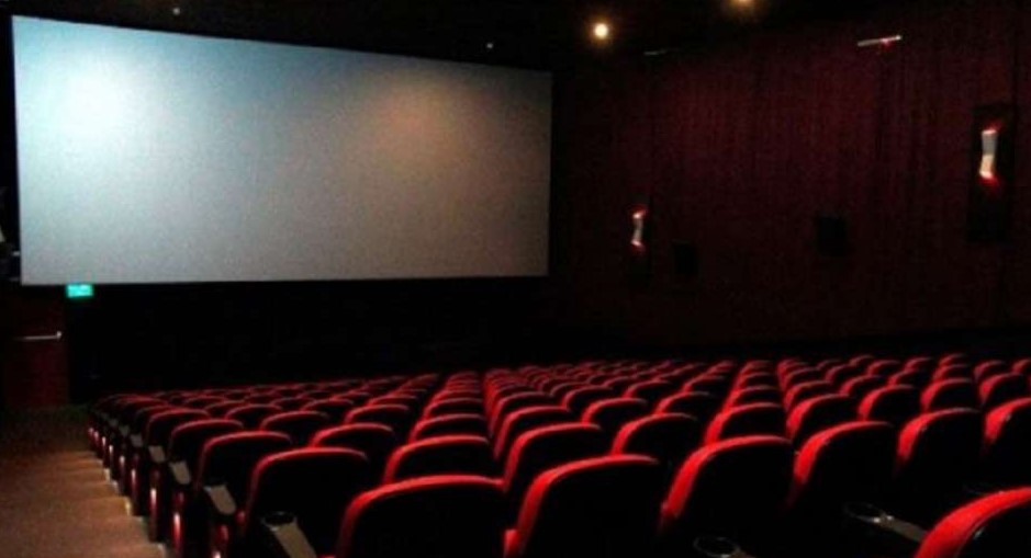 Cines, teatros y gimnasios reabrirán con menos aforo a partir del 1 de mayo
