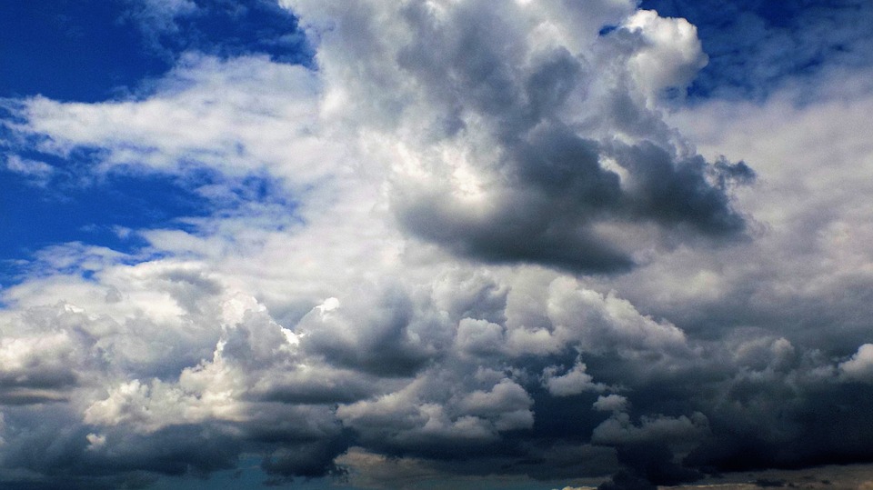 Etapa de transición genera nubosidad en todo el territorio nacional: aguaceros para la tarde en el Pacífico Sur