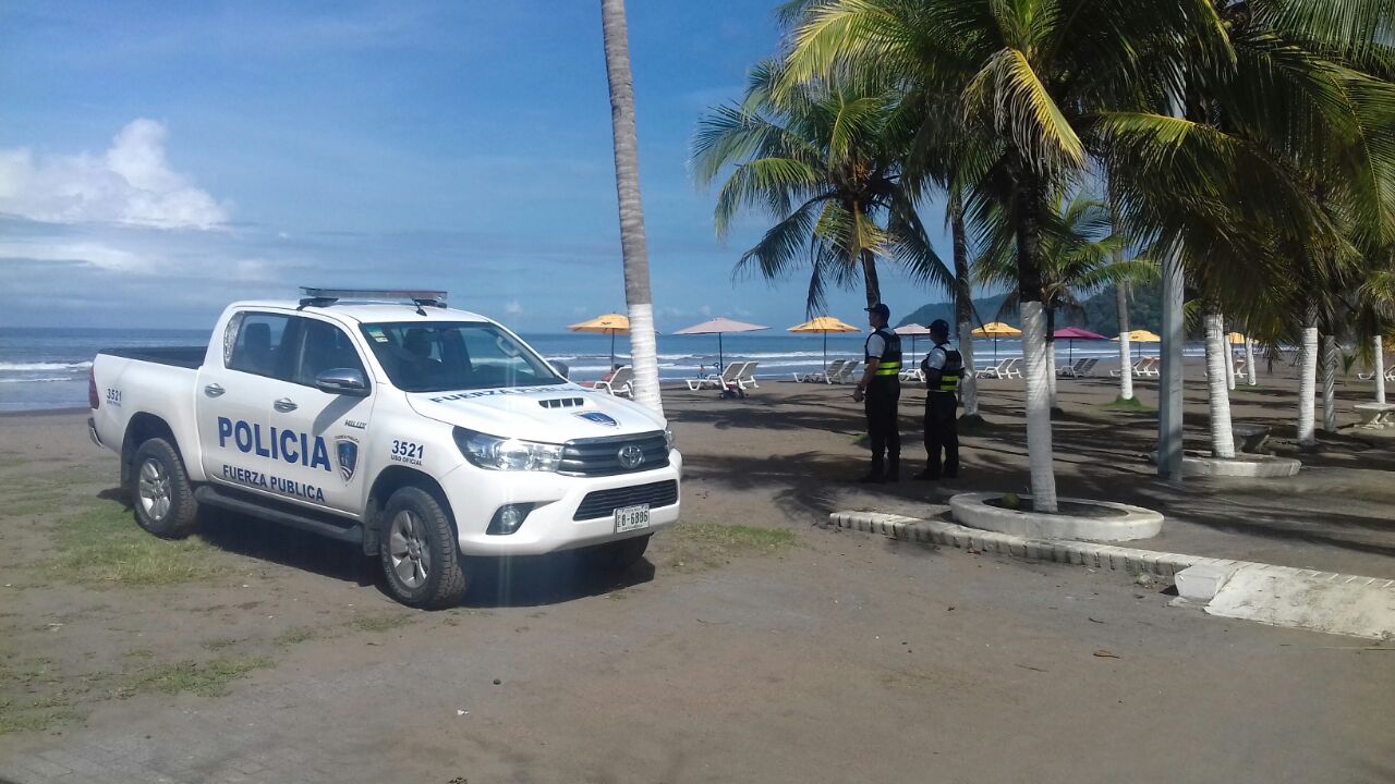 Gobierno mantiene bajo análisis solicitud para reabrir playas de Garabito