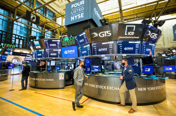 Wall Street y las bolsas europeas rebotan tras el desplome del jueves