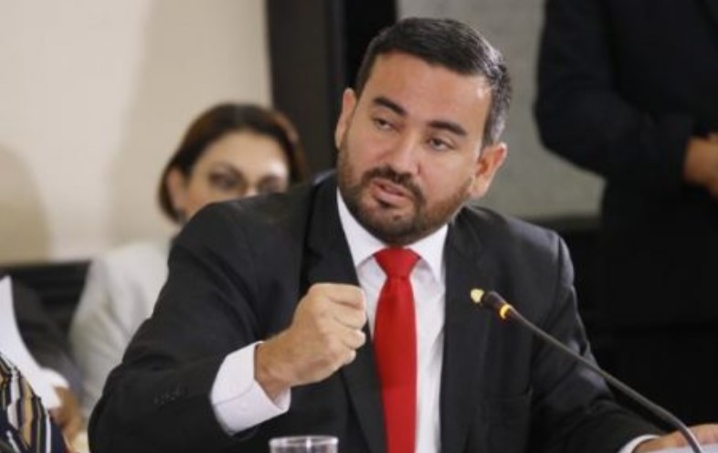 Diputado independiente califica al gobierno de “chavista” por idea de detectives comunitarios y UPAD