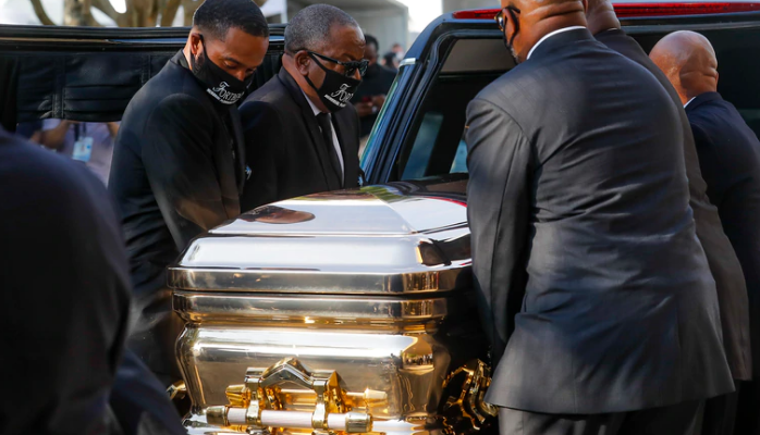 Houston sepulta a George Floyd, cuya muerte inspiró una reacción global contra la injusticia racial