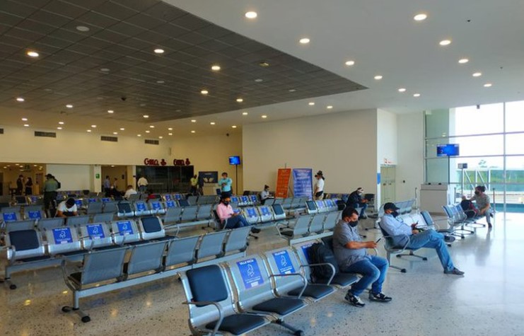 Se reanudan los vuelos nacionales en Colombia tras la paralización de la actividad por el coronavirus