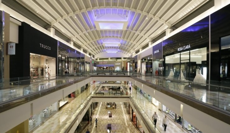 Centros comerciales urgen al gobierno la apertura de tiendas y restaurantes ante crítica situación económica