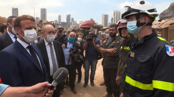 Emmanuel Macron llegó a Beirut tras las explosiones: prometió ayuda internacional