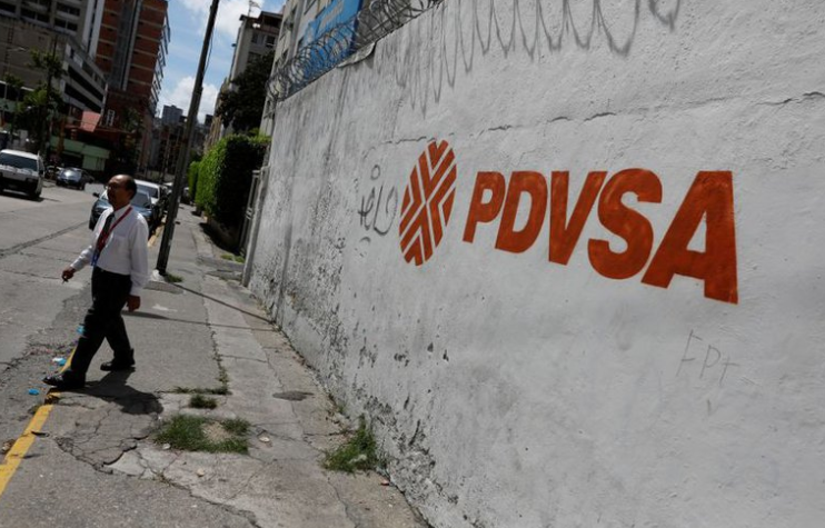 El racionamiento de combustible ordenado por el régimen de Maduro profundiza aún más la crisis económica en Venezuela