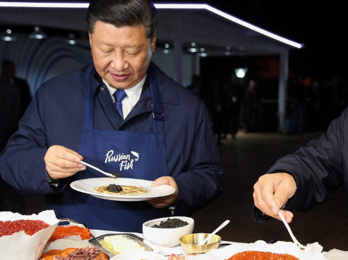 El régimen chino teme la falta de alimentos por el coronavirus: ordenó servir dos platos menos de comida por mesa
