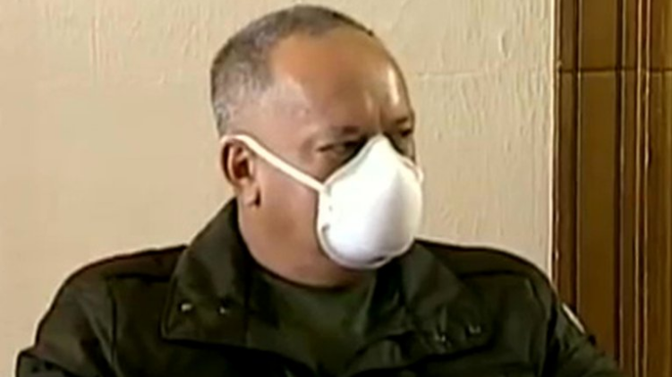 Diosdado Cabello volvió a ser conectado a un respirador artificial en el Hospital Militar de Caracas