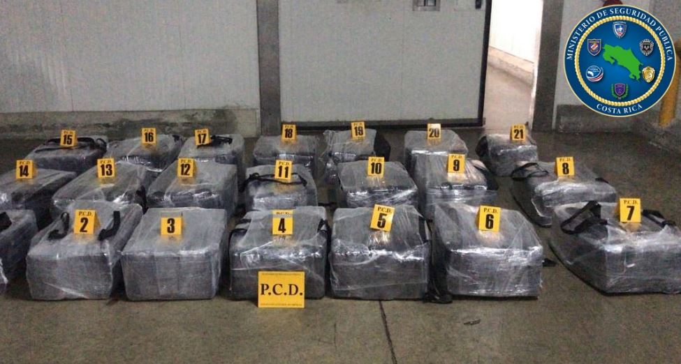 Policía decomisó más de nueve toneladas de cocaína en contenedores este año