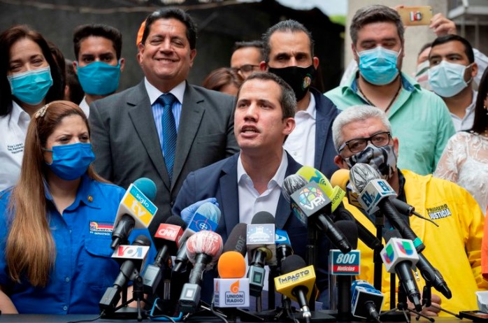 El BID aprobó una donación de USD 200 mil para que el gobierno de Juan Guaidó asista a una población venezolana en emergencia