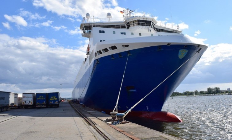 Gobierno firma memorándum con El Salvador para implementar ferry entre ambos países