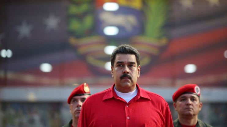 La UE le advirtió a Nicolás Maduro que no reconocerá las elecciones legislativas en Venezuela si no las aplaza