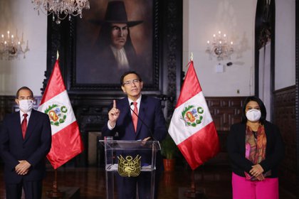 El Congreso de Perú presentó una moción de censura contra el presidente Vizcarra