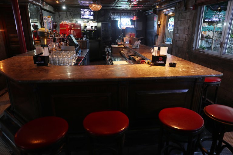 Florida autorizó la reapertura de bares y cervecerías, pero en Miami-Dade y Broward seguirán cerrados
