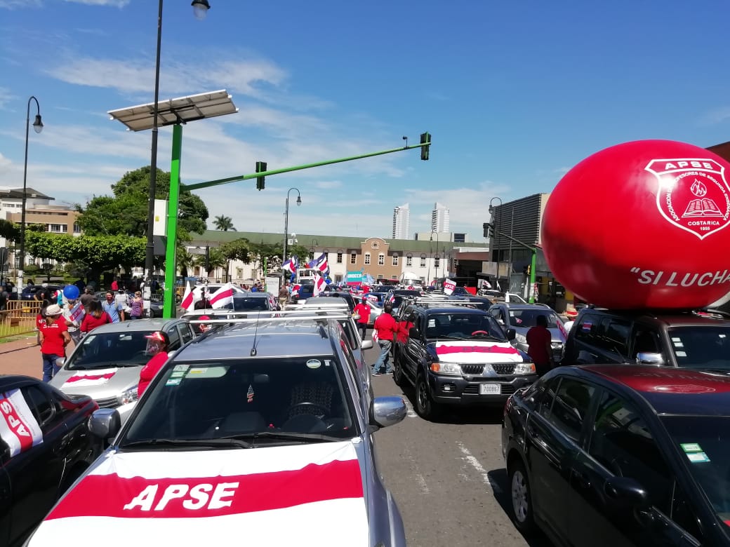 Sindicatos se manifiestan en San José contra proyectos que se discuten en el Congreso