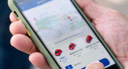 MOPT y CTP chocan sobre viabilidad de que taxistas utilicen App OMNI