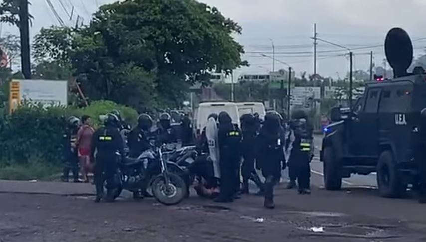 Investigan presunta agresión de policía a manifestante en Altamira: Fiscalía pide a OIJ identificar responsables