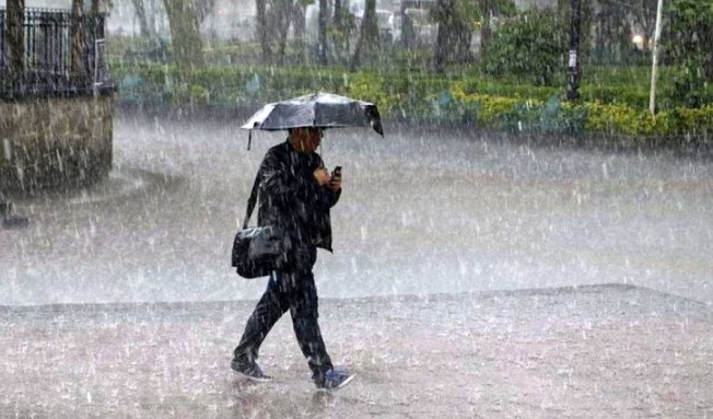Condiciones lluviosas se intensificarán en el país por cercanía del Huracán Delta