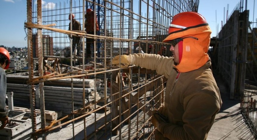 Sector construcción rechaza nuevos impuestos y pide incentivos para reactivación en 2021