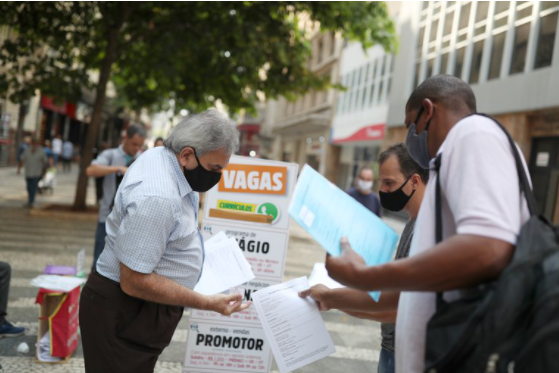 Récord de desempleo en Brasil: la tasa creció al 14,6% y hay más de 14 millones de personas sin trabajo
