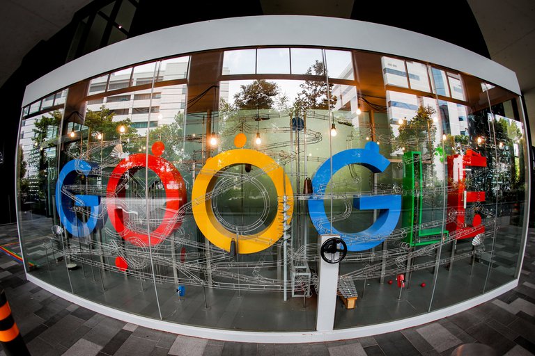 Google permitirá abrir cuentas bancarias, hacer pagos y enviar dinero a amigos