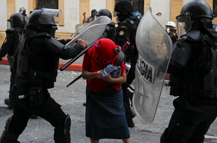 Protestas en Guatemala: la policía detuvo a 37 manifestantes y hubo decenas de heridos